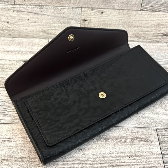 COACH Leather Wyn Soft Wallet ✨NWOT✨ - Picture 4 of 4
